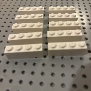 Lego Brick 1x4 in White Pack of 10 / PN 3010 Space Star Wars Creator - Picture 1 of 4