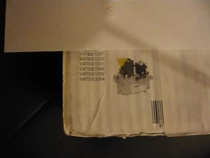 VÁLVULA DE GAS HONEYWELL V4700E1049 IGUAL QUE V4700E1031 BOTÓN VERDE - Imagen 1 de 2
