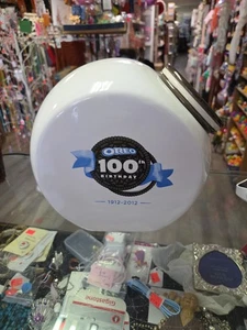 Biscottiera OREO ceramica 100° compleanno Oreo con coperchio 1912-2012  - Foto 1 di 11