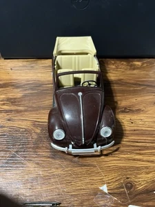 solido 1:18 Volkswagen Beetle AS IS window missing! - Picture 1 of 3