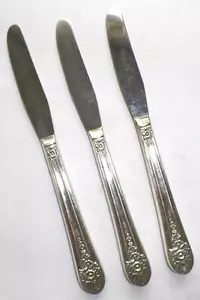 3 Coltelli Giubileo Wm Rogers Silverplate Coltello Moderno Cavo Vintage 1953 IS - Foto 1 di 4