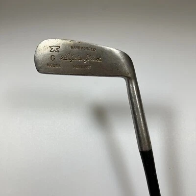 Vintage A G Spaulding & Bros Model G Rustless Right Handed Putter. 34.5” Long - Image 1 of 4