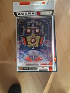 Tomy Tischflipper PINNGG Ball FLIPPER in Originalverpackung - Bild 1 von 6