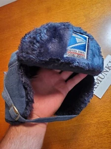 Cappello Trapper Invernale Pelliccia Porta Posta USPS Vintage Paraorecchie Taglia Media!! USA - Foto 1 di 12