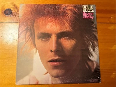 David Bowie ‎– Space Oddity 1969 RCA LSP-4813 RE Jacket VG+ Vinyl NM- - Image 1 of 4