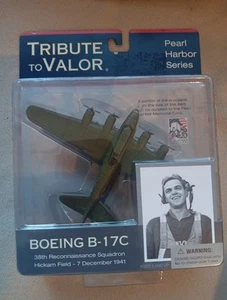 Legacy Of Valor Pearl Harbor Series Tribute to Valor Boeing B-17C Replica - Bild 1 von 5