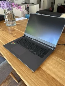 Asus Rog Strix G17 | RTX 4060 | Ryzen 9 7945HX | 240HZ | High End Gaming Laptop - Bild 1 von 9