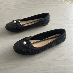 Dior Ballet Flat Black Quilted Cannage Calfskin w CD Resin Pearl Size: 39 (H45) - Picture 1 of 19