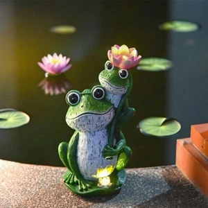 Solar Garden Frog Statue Resin Material Weather Resistant Outdoor Decor - Picture 1 of 12