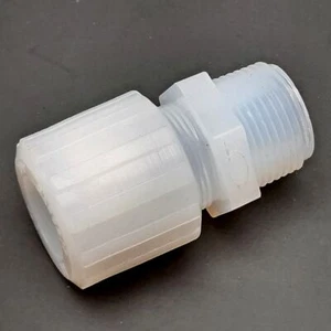 Parker GAMS-1212 Pargrip Male Straight Adapter PFA, 3/4" NPT, 3/4" Tube, 125psi - Picture 1 of 4