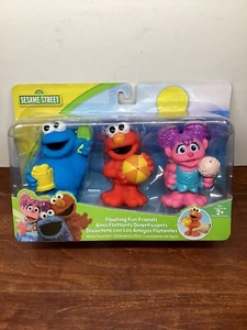 Floating Fun Friends Sesame Street Bath Squirtters Toys Elmo, Cookie Monster NEW - Picture 1 of 2