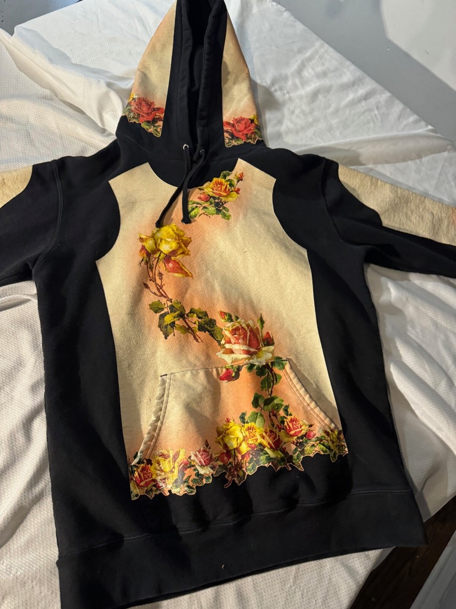 Supreme Jean Paul Gaultier Floral Print Hooded black size Medium  