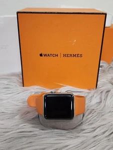 Authenric HERMES Apple Watch SERIES 2 42MM - Picture 1 of 24