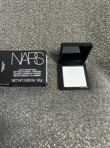 NARS Light Reflecting Pressed Setting Powder Mini Translucent Crystal 1.8g-new - Picture 1 of 4