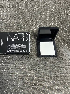NARS Light Reflecting Pressed Setting Powder Mini Translucent Crystal 1.8g-new - Image 1 of 4