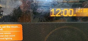 Altec Lansing M402 Stereo Alarm Clock Moondance Glow 30-PIN Apple Phone Dock - Picture 1 of 12