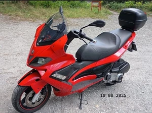 Gilera NEXUS 125 Motorroller top gepflegt regelmäßige Wartung - Bild 1 von 9