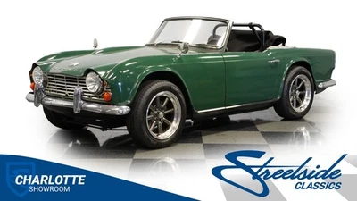 Triumph TR4 1964 convertible Restomod Foto 1 de 4