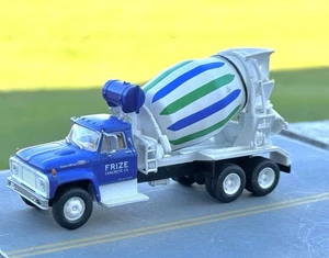 Athearn 91996 Ford F-850 Zementmischer LKW Frize Beton Maßstab 1:87 HO - Bild 1 von 5
