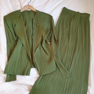 Set gonna cardigan PLEATS PLEASE Issey Miyake verde plissettato PP61-JD323 JG313 - Foto 1 di 12