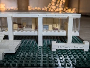 LEGO ARCHITECTURE: Farnsworth House (21009) - Bild 1 von 3