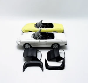 Norev 1/18 Scale Alfa Romeo 2000 Spider 1978 White/ Yellow alloy Unopenable car - Picture 1 of 20