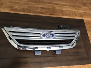 2011-2013 Ford Fiesta Front Bumper Radiator Grille Chrome Trim AE83-8150-AAW OEM - Foto 1 di 12