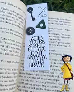 Coraline Movie Inspired Paper Bookmark with Quote for Book Lovers - Imagen 1 de 3