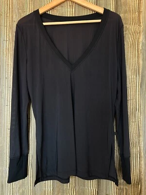 Top Lululemon Athletica Get Low Manga Larga Cuello en V Malla Negro Transparente Talla 4/6 Foto 1 de 4
