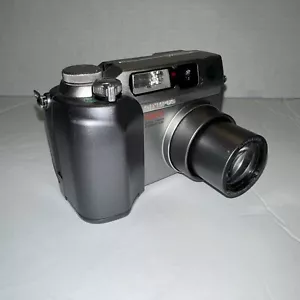 Olympus CAMEDIA C-4000 Zoom Digital Camera 3X Optical Zoom Silver Tested! - Picture 1 of 10