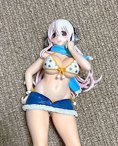 Super Sonico Super Sonico Winter Version Figure, Japanese - Picture 1 of 5