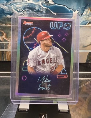 MIKE TROUT 2022 Bowman’s Best UFO Chrome Refractor #UFO-1 - Image 1 of 2