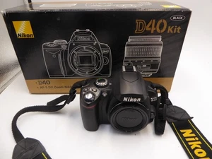 Nikon D40 DSLR Camera Body Only EN-EL9 Battery & MH-23 Charger 6,337 Shots only - Picture 1 of 10