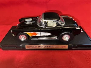 Road Siganture 1957 Chevrolet Corvette Gasser 1:18 Scale Die Cast Model Car - Picture 1 of 10