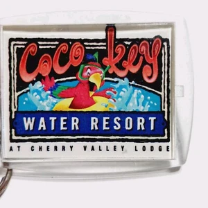 Coco Keys Water Park At Cherry Valley Lodge Schlüsselanhänger Vintage - Bild 1 von 3