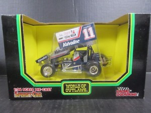 1994 Racing Champions Sprint Car # 11 Steve Kinser-- 1/24th scale 