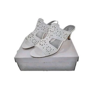 MIDNIGHT VELVET womens Floral Cutout Slide sandals shoe size 11 M white NEW - Picture 1 of 6