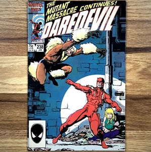 Cómic de Daredevil #238 de Marvel Comics 1987 diente de sable directo en muy buen estado - Imagen 1 de 3