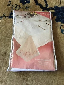 Fantasia weiße Tischdecke Baumwolle traditionelle Ösen Cutworked Stickerei 120" - Bild 1 von 4