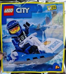 CITY LEGO Polybag Set 952207 Policeman + Jet Ski Minifigure Foil Pack Rare Set