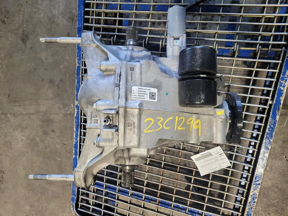 Б/у держатель дифференциала в сборе подходит: задняя ось 2023 Jeep Grand wagoneer 3,92 - Изображение 1 из 4