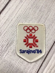 Olympia Sarajevo 1984 bestickt 2 3/4" Vintage Patch Olympische Winterspiele Schild - Bild 1 von 4