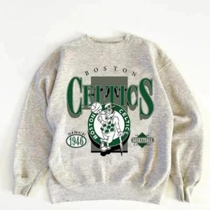NBA Boston Celtics EST 1946 Sudadera Cuello Redondo, Clásico Color Ceniza QT066 - Imagen 1 de 2