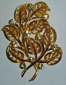 Lovely Goldtone Leaves Brooch/ Pin With Clear Glass Rhinestones, Unsigned. - Picture 1 of 9