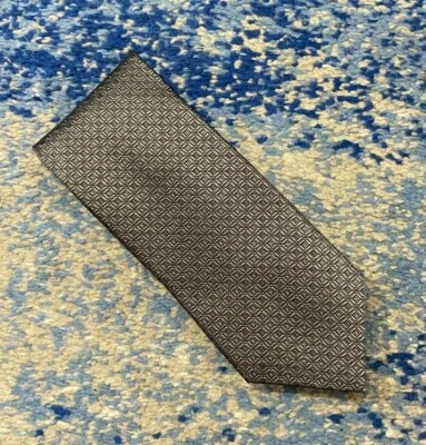 全新 David Donahue 灰色 银色 蓝色 几何 意大利丝绸领带 手工制作 美国 — 第 1/4 张图片