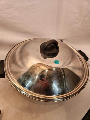 Wok eléctrico Revere de acero inoxidable de 14 pulgadas Foto 1 de 4