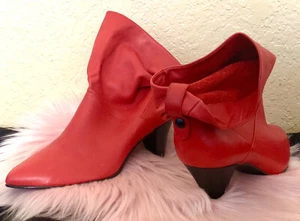 VINTAGE Boots-9 West Ursula Red Booties Western 7 M 9WEST Leather 3 Inch Heels - Picture 1 of 12