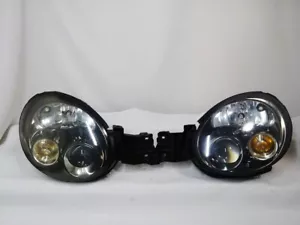 SUBARU IMPREZA BUGEYE GENUINE XENON HID HEAD LIGHTS LAMPS WRX STI GDB GDA JDM - Picture 1 of 7