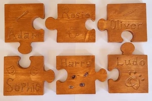 POSAVASOS DE MADERA HECHOS A MANO CON FORMA DE ROMPECABEZAS 1 PIEZA CENTRAL O 6 INDIVIDUALES PERSONALIZADOS - Imagen 1 de 4