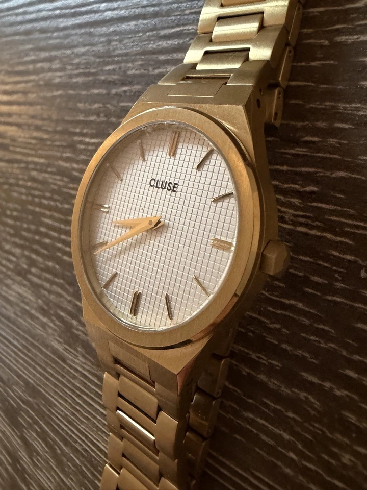 Reloj Cluse Vigoureux, Acero, Blanco, Color Oro Rosa PVP £120 - Batería Nueva - Imagen 1 de 4